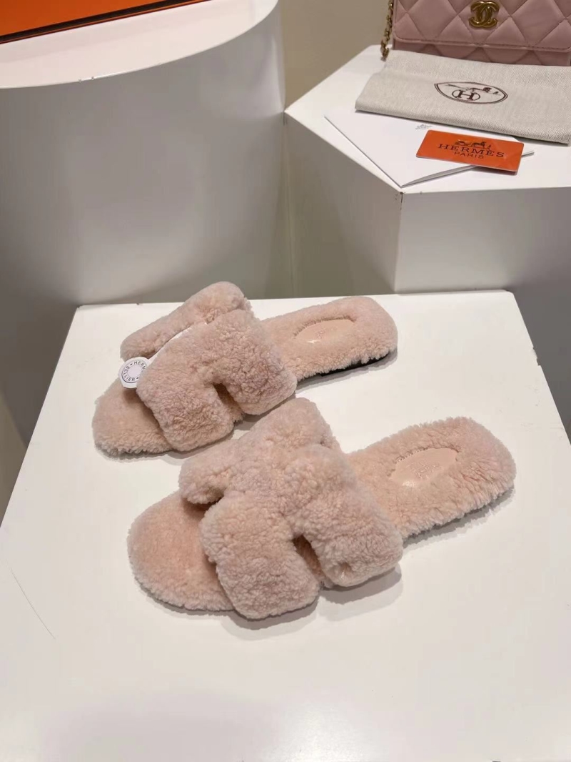 Hermes Slippers